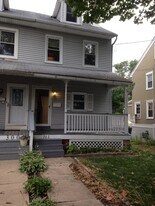 302 Delaware Ave in Palmyra, NJ - Building Photo