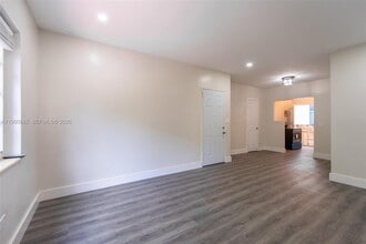 1537 Jefferson Ave in Miami Beach, FL - Building Photo - Building Photo