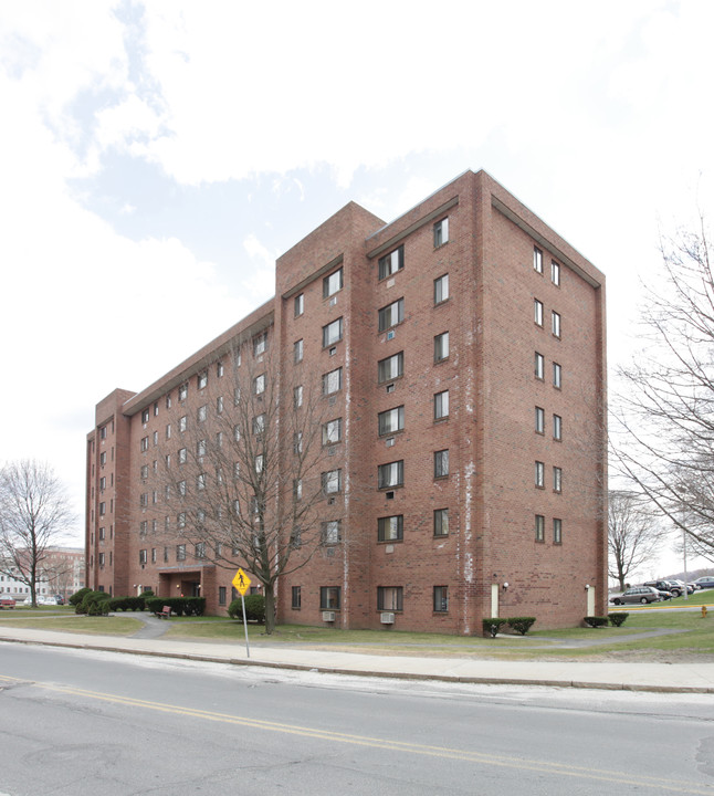 Columbia Arms in Pittsfield, MA - Building Photo