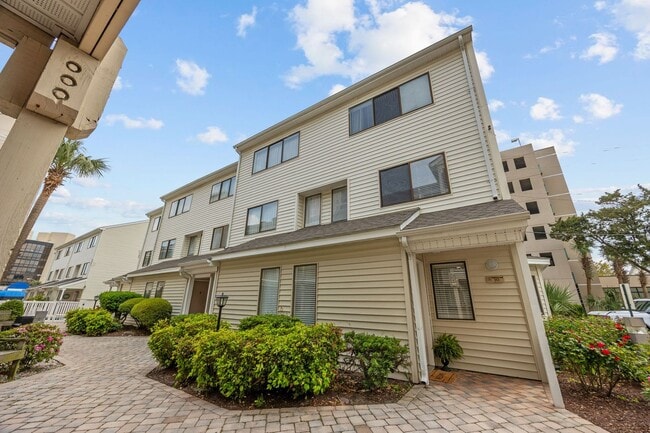 property at 209 75th Ave N