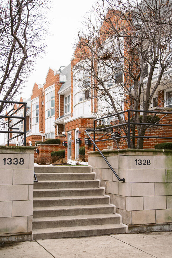 1328 S Federal St in Chicago, IL - Building Photo - Building Photo