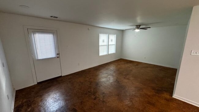 3021 Chelsea Ave in Memphis, TN - Building Photo - Building Photo