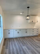 502 Independence St in Liberty, TX - Building Photo - Building Photo