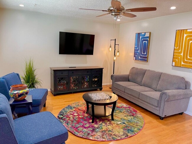 property at 718 Frandale Ave