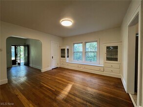 2683 Hampshire Rd in Cleveland Heights, OH - Building Photo - Building Photo