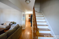 678 Bennington St, Unit 2 in Boston, MA - Foto de edificio - Building Photo