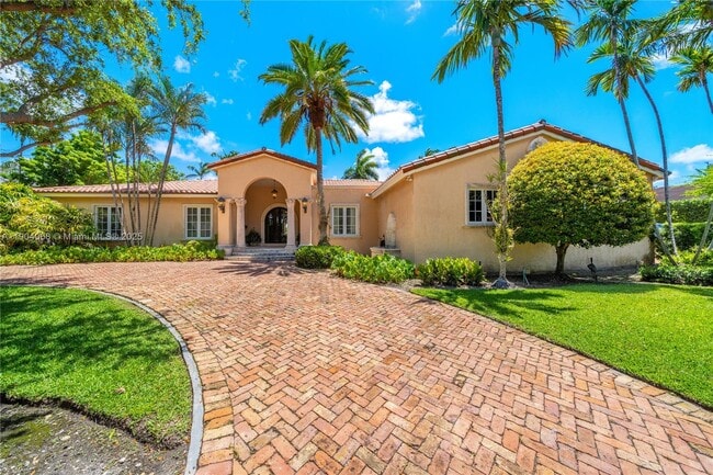 600 Marquesa Dr in Coral Gables, FL - Building Photo - Building Photo