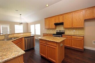 9692 Crossvine Ln in Frisco, TX - Building Photo - Building Photo