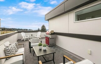 5433A California Ave SW in Seattle, WA - Building Photo