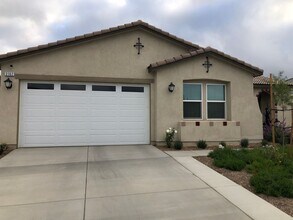 3162 STARGAZER St in Hemet, CA - Building Photo - Building Photo