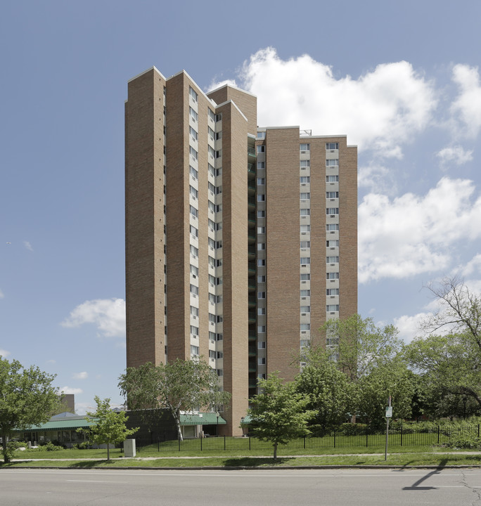 Park Center in Minneapolis, MN - Building Photo