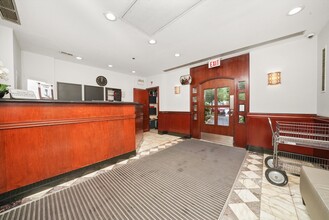 40 E 9th St in Chicago, IL - Building Photo - Building Photo