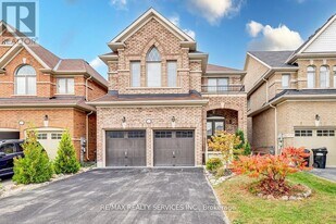 2179 Dawson Cres in Innisfil, ON - Building Photo