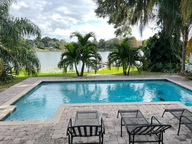 property at 2615 S Crystal Lake Dr