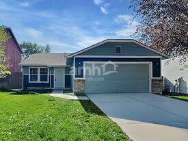 3075 E Shaver Ct in Meridian, ID - Building Photo