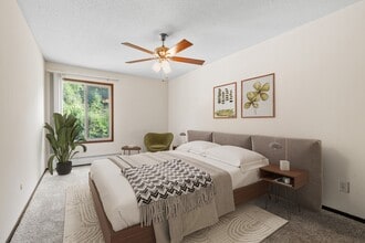 Como Park Apartments in St. Paul, MN - Foto de edificio - Building Photo