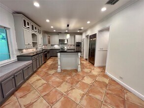 6150 SW 92nd St in Miami, FL - Building Photo - Building Photo