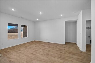 3080 Amarillo Way in Centerton, AR - Building Photo - Building Photo