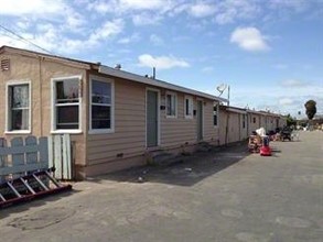 807 Elkington Ave in Salinas, CA - Building Photo - Building Photo