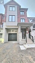 5173 Zionkate Ln in Mississauga, ON - Building Photo