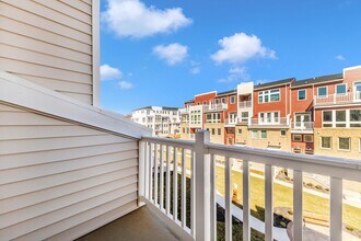 1616 Blacksmith Way, Unit 1616 APT A in Frederick, MD - Building Photo - Building Photo