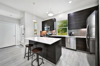 2314 Gagne St in Houston, TX - Building Photo - Building Photo