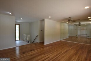 4015 Heathfield Rd in Rockville, MD - Building Photo