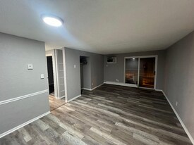 13420 Euclid Ave in East Cleveland, OH - Building Photo