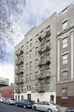 9 E 193rd St in Bronx, NY - Building Photo - Building Photo