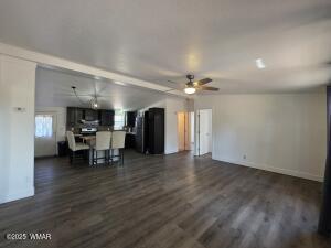 8028 Well Rd in White Mountain Lake, AZ - Foto de edificio - Building Photo