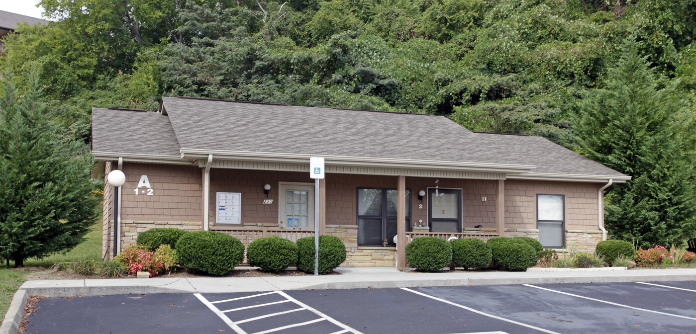 Breckenridge Apartments in Sevierville, TN - Building Photo