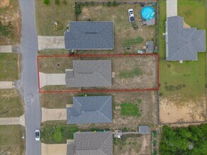 3186 Maple St in Crestview, FL - Building Photo - Building Photo