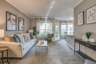 The Trails at King Farm in Rockville, MD - Foto de edificio - Building Photo
