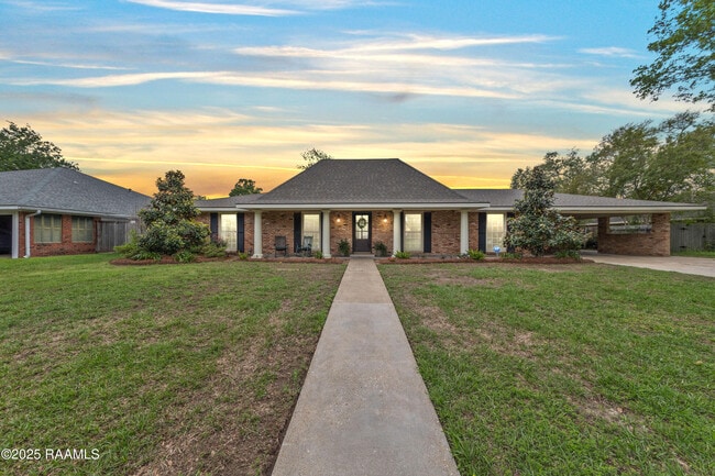 111 Tackaberry Rd
