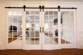 1-94 Burns St in Queens, NY - Building Photo - Building Photo