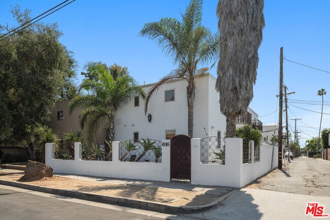 property at 616 Sunset Ave