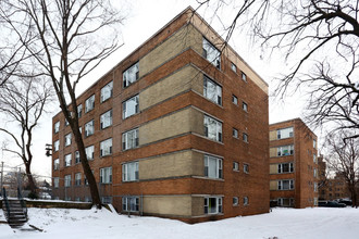 Estes Park Condos in Chicago, IL - Building Photo - Building Photo