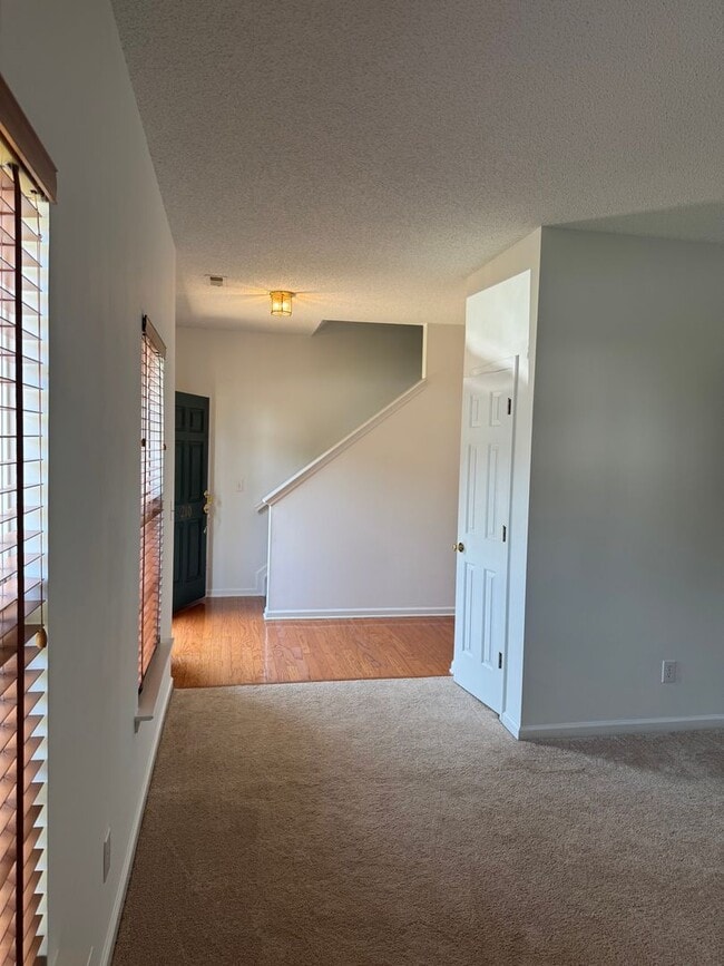 210 N Orchard Farms Ave in Simpsonville, SC - Building Photo - Building Photo