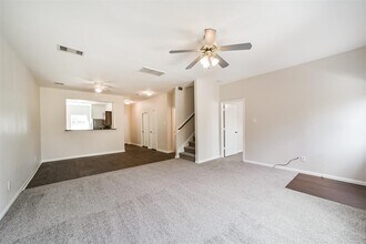 15910 Gaia Way in Crosby, TX - Building Photo - Building Photo