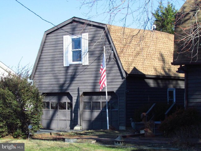 property at 31379 River Rd