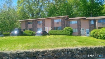 244 Oakville Ave in Waterbury, CT - Building Photo