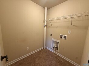 824 Bell Factory Rd in Huntsville, AL - Building Photo - Building Photo