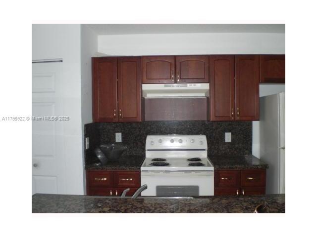 4930 Windward Way in Fort Lauderdale, FL - Building Photo - Building Photo