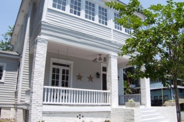 2401 Habersham St in Savannah, GA - Building Photo
