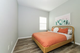 1108 NW Hilltop Ln in Grain Valley, MO - Building Photo - Building Photo