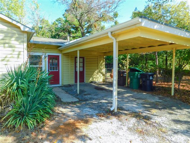 2216 Palmer Dr in Denton, TX - Building Photo - Building Photo