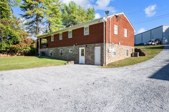2915 Confederate Ave in Lynchburg, VA - Building Photo - Building Photo