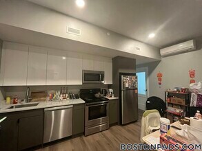 100 Hemenway St in Boston, MA - Building Photo - Building Photo