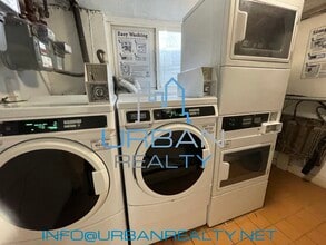 2016 Commonwealth Ave, Unit NA in Boston, MA - Building Photo - Building Photo