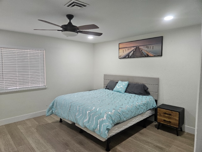 105 Marigold Ln in Las Vegas, NV - Building Photo - Building Photo